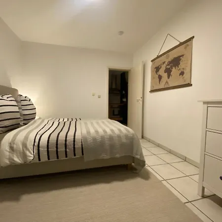 Denkmalschutz - Zentral - Haustiere - Messe * 诺伊斯