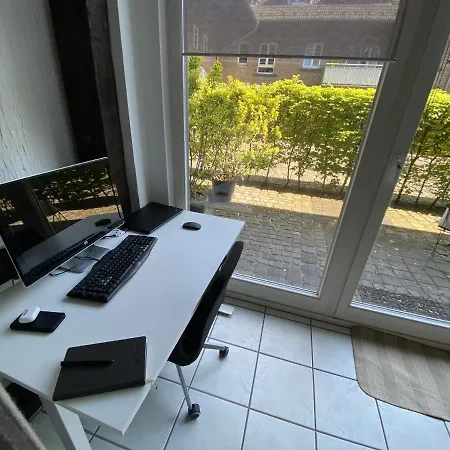 Appartement Denkmalschutz - Zentral - Haustiere - Messe Neuss