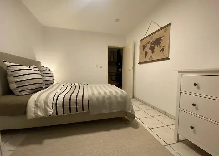 Denkmalschutz - Zentral - Haustiere - Messe * Neuss